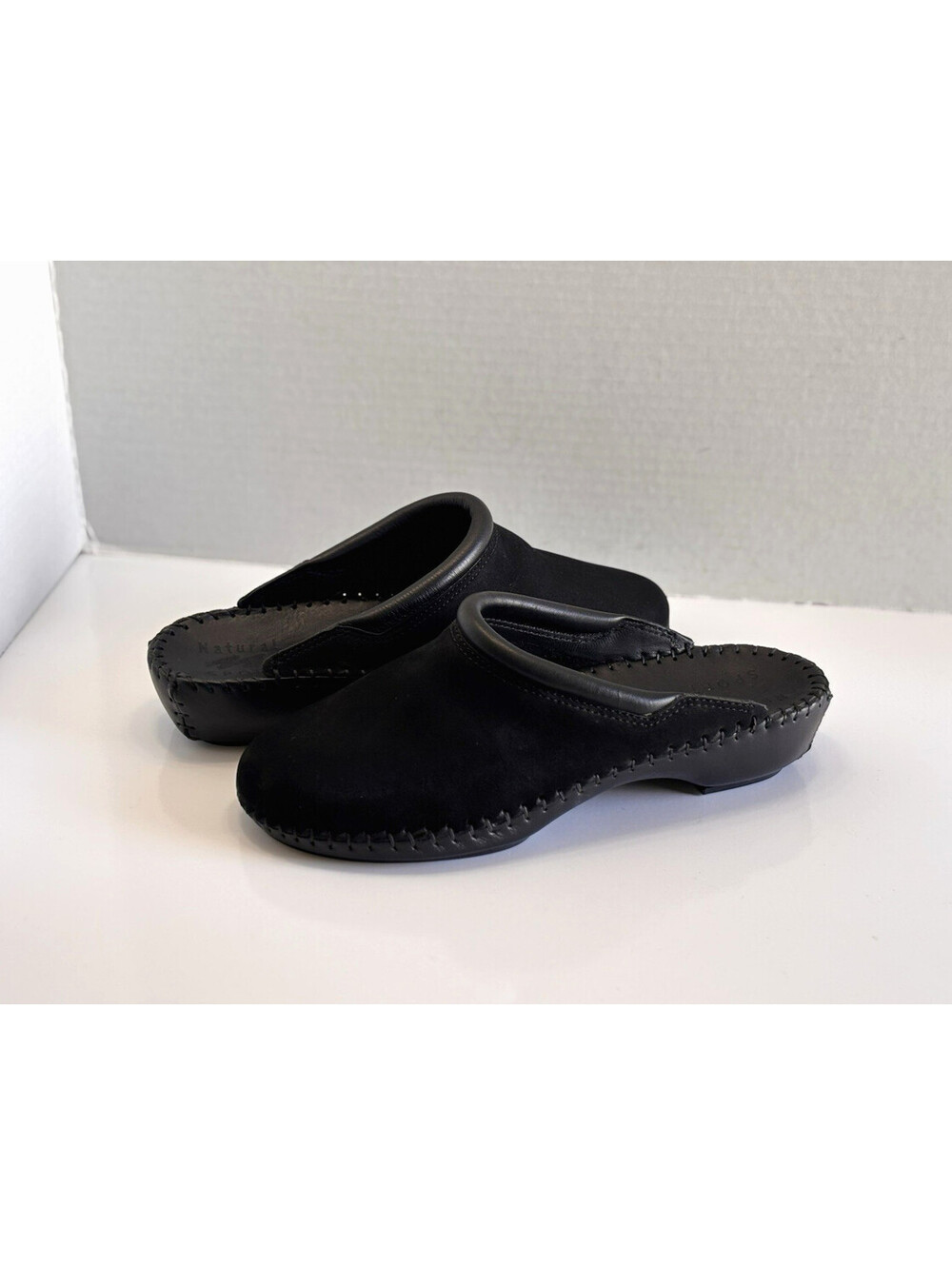 Natural Sport Clog Mule Women's Size 7 M Black Leather Comfort Shoes Whipstitch